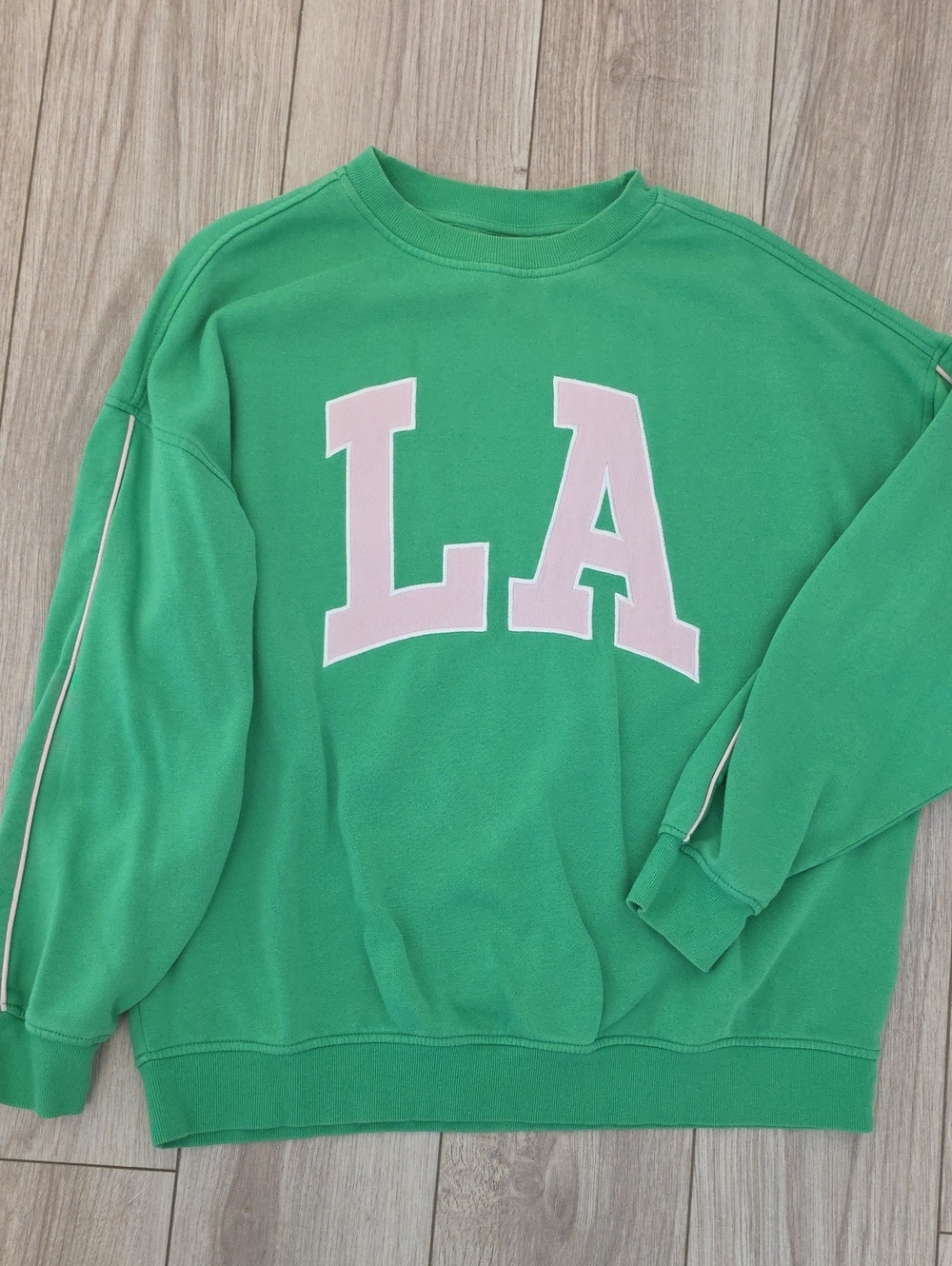 Green LA Graphic Crewneck Sweater